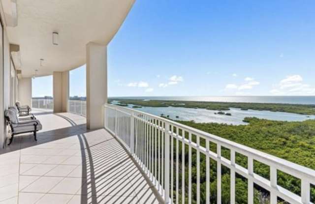 1001 Arbor Lake Dr. photos photos