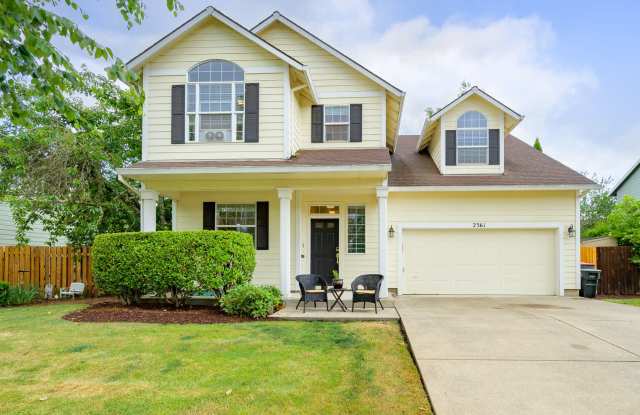Large 3 Bed, 2.5 Bath Home in McMinnville- Great Location - 2361 Northwest Haun Drive, McMinnville, OR 97128 Large 3 Bed, 2.5 Bath Home in McMinnville- Great Location - 2361 Northwest Haun Drive, McMinnville, OR 97128