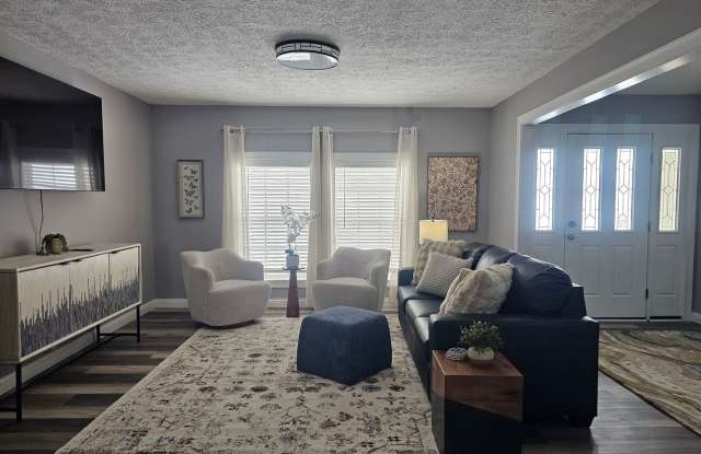 Family Friendly Home With Pool In Greensburg, IN Gallery 4