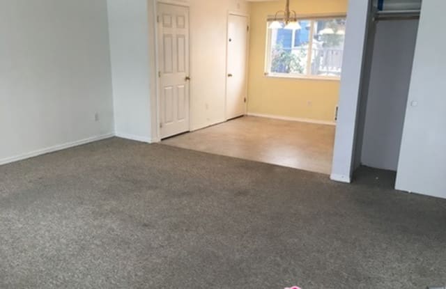 3719 S L St - 3719 South L Street, Tacoma, WA 98418