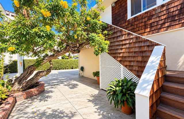 3708 Ocean Boulevard Gallery 1
