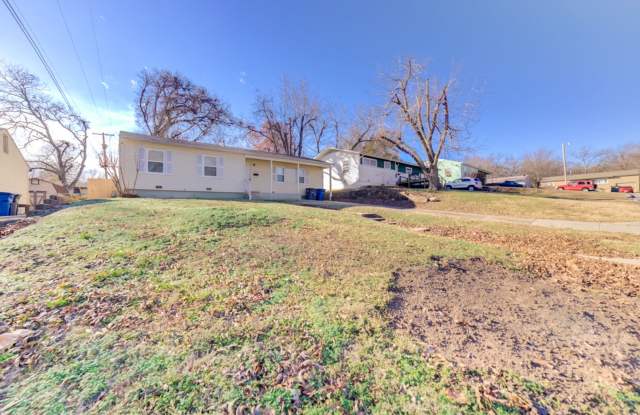 Recently Renovated and Ready For You!! 3 Bedroom West Tulsa Remodel!! photos photos