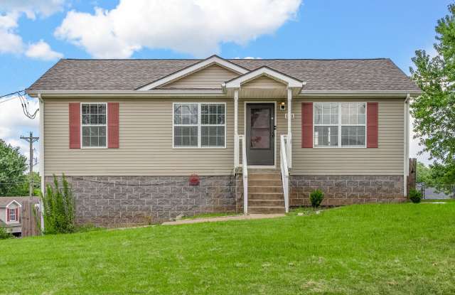 Pet Friendly Three Bedroom with Basement! photos photos