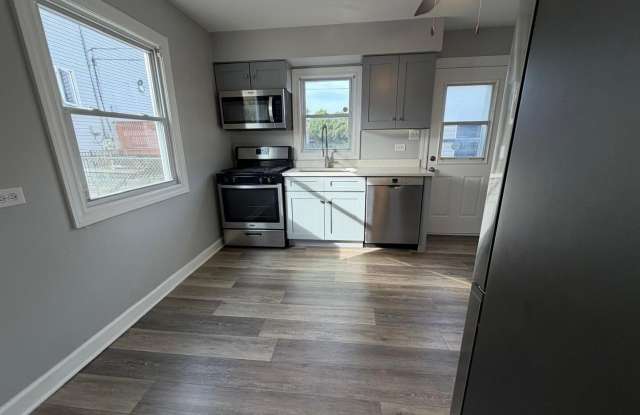 4417 N Nagle Avenue Gallery 4