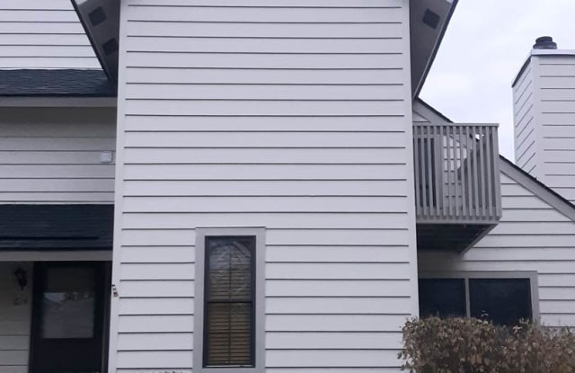 614 Dunham Road - 614 Dunham Road, Gurnee, IL 60031