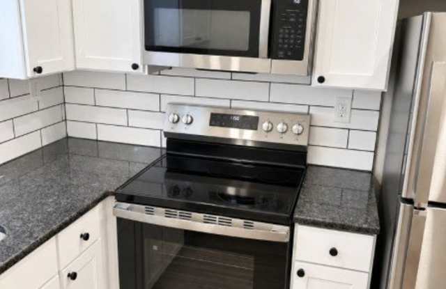 3102 Cromwell Ct Gallery 2
