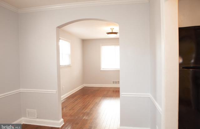 228 WESMOND DRIVE Gallery 4