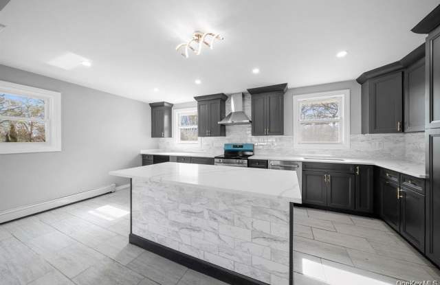 40 Alder Drive Mastic Beach Gallery 4