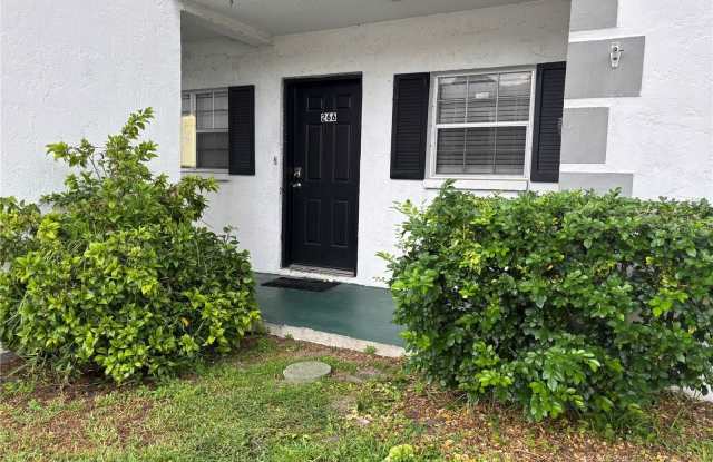 4503 3RD STREET CIRCLE W - 4503 3rd Street Circle West, South Bradenton, FL 34207