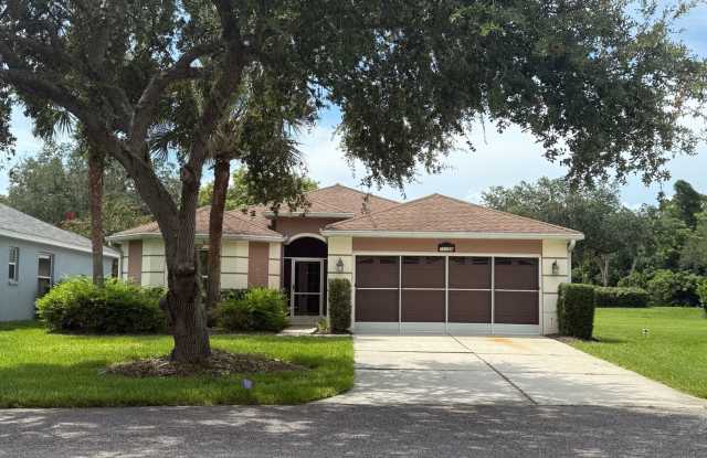 Single Family Home in Tampa Bay Golf and Country Club photos photos
