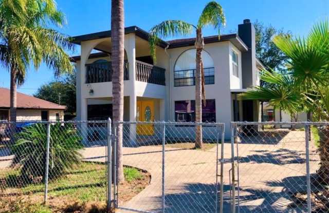 904 El Campo Drive - 904 El Campo Drive, San Juan, TX 78589