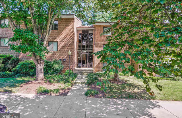 1439 NORTHGATE Square unit: 39/21B - 1439 Northgate Square, Reston, VA 20190