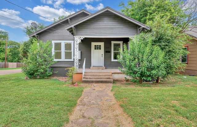 Newly Renovated 3 Bed, 3 Bath Home in Waco photos photos