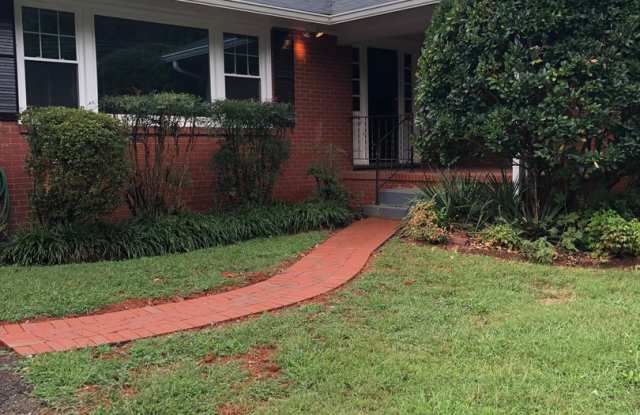Beautiful newly updated single family home move in ready! Gallery 3