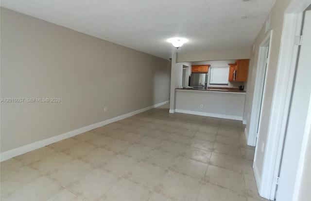 180 South Cypress Road Gallery 2