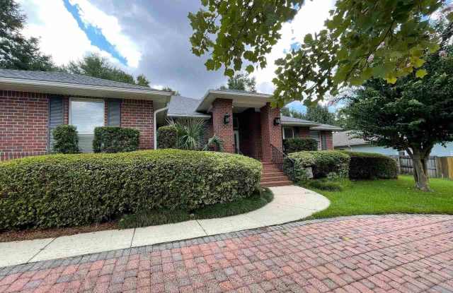 5955 Hermitage Dr photos photos 5955 Hermitage Dr photos photos