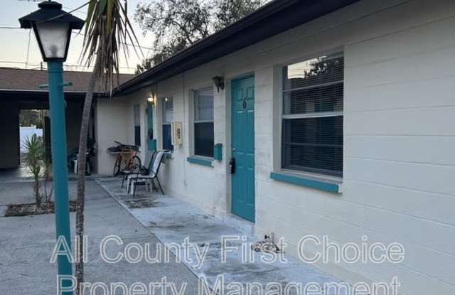 460 93rd Ave N - 460 93rd Avenue North, St. Petersburg, FL 33702