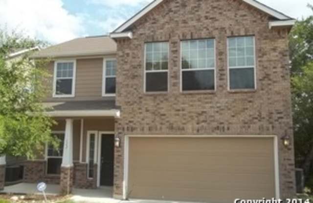 Beautiful 3 Bedroom 2 1/2 in trophy ridge photos photos