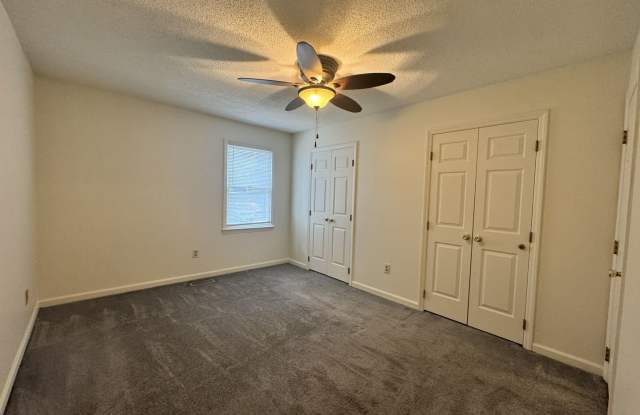 ****** HALF OFF FIRST FULL MONTH OF RENT!! ****** Gallery 4