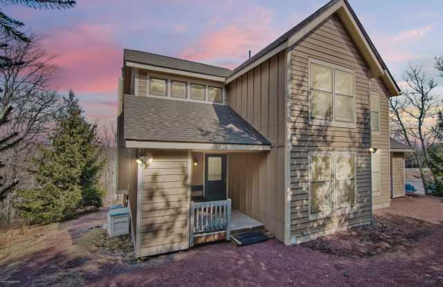 341 Hemlock Lane photos photos
