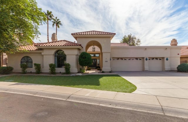 10875 E BELLA VISTA Drive - 10875 East Bella Vista Drive, Scottsdale, AZ 85259