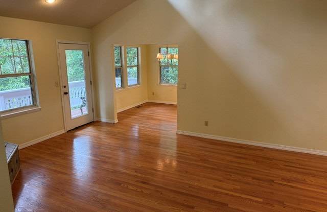 14959 Drake Road Gallery 3