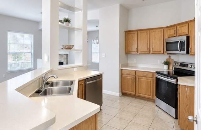 5300 Meadow Court Gallery 3