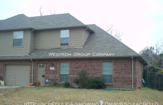 2034 Kings Ave Apt A - 2034 Kings Ave, Haltom City, TX 76117