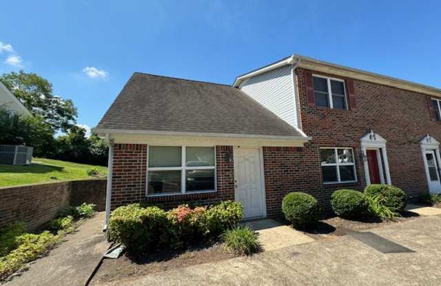 2 Bedrooms 2 Bath duplex photos photos