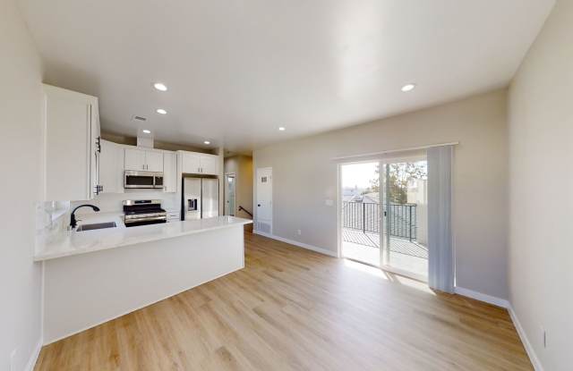 4BD/2BA, Quick Walk to Campus! Gallery 1