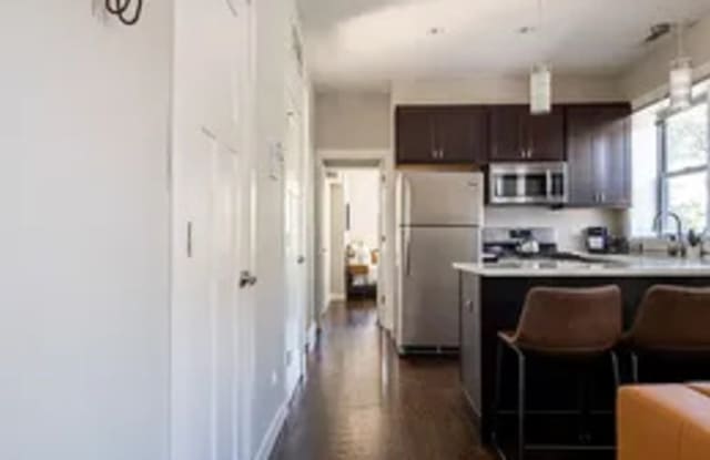 2048 North Damen Avenue photos photos