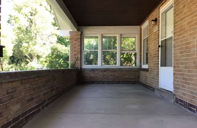 4260 Green Ct Gallery 2