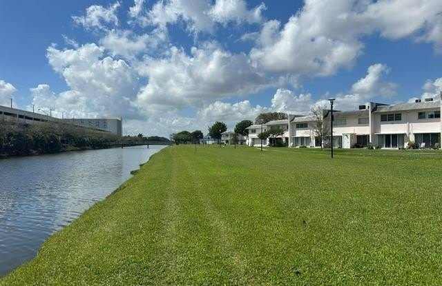 7330 SW 82 Street unit: B115 photos photos