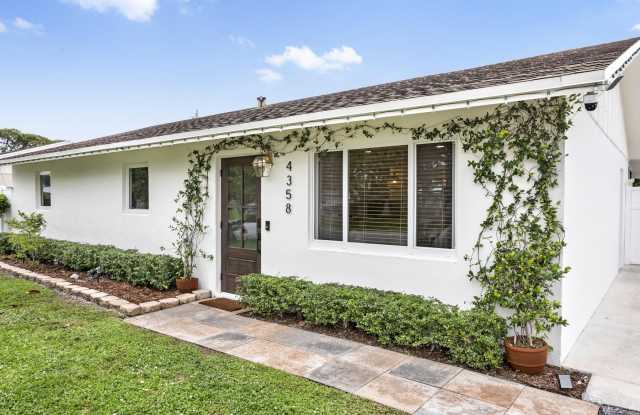 4358 Birdwood Street photos photos