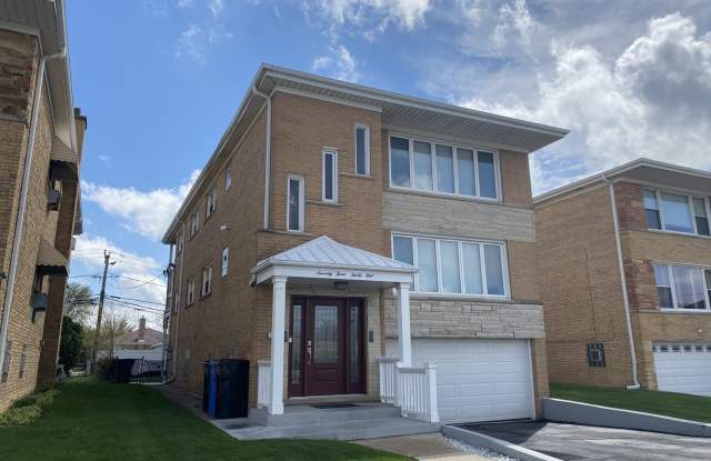 7331 W Higgins Avenue photos photos