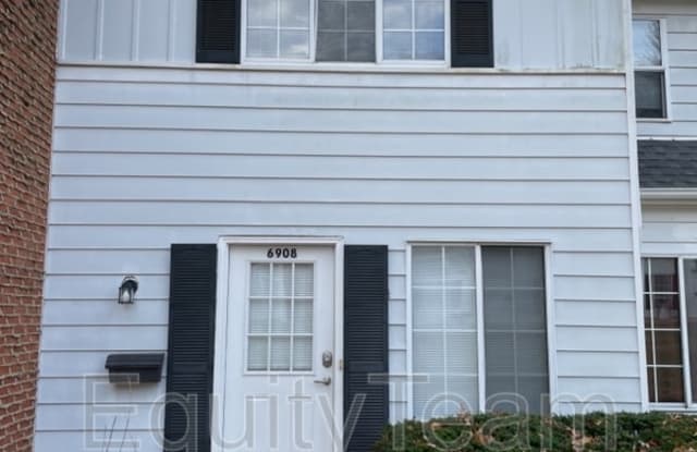6908 River Rd - 6908 River Road, Cincinnati, OH 45233