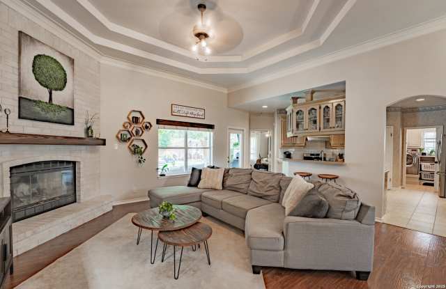 1147 Camellia Gallery 3