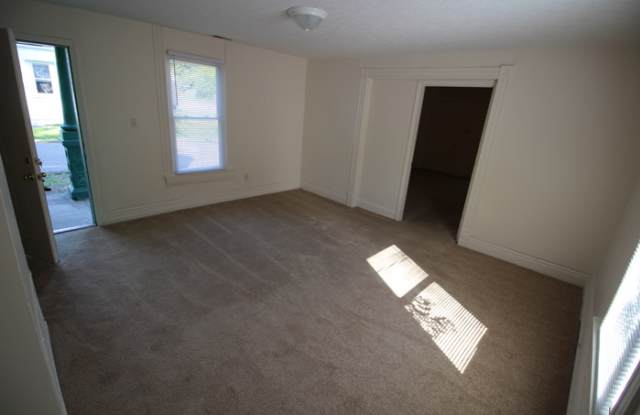 3006 Montana Avenue Gallery 4