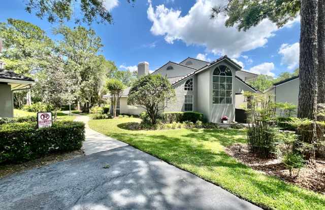 Ground Floor 2/2 with  Detached Garage and W/D Included — Move-In Ready in Longwood! photos photos