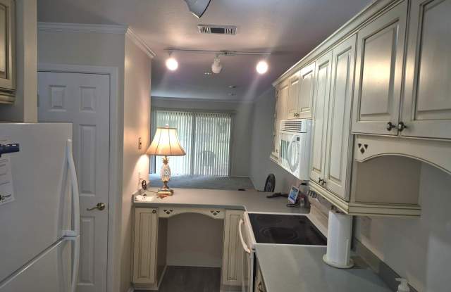 835 Regal Avenue NE Gallery 4