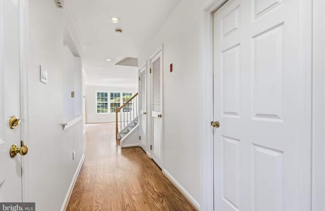 3204 STERLING Road Gallery 4