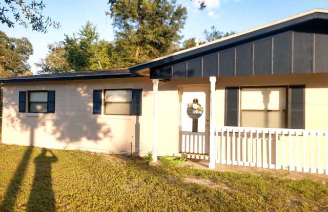 513 Woodrow Street Northeast photos photos