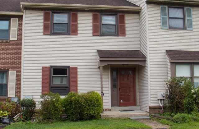 214 SULKY WAY photos photos