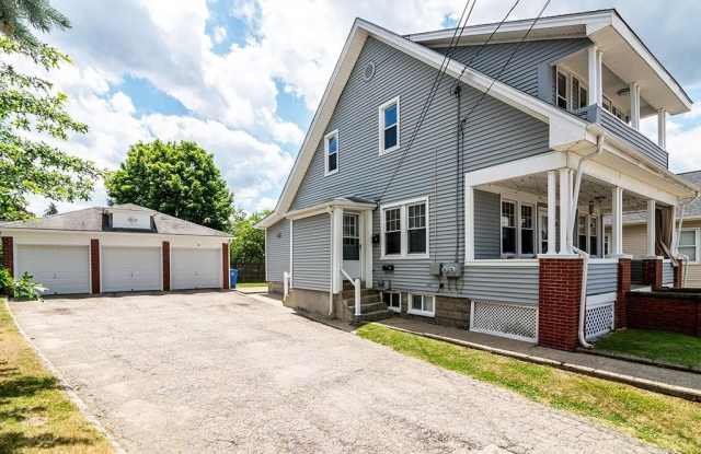 255 Farmington Avenue Gallery 3