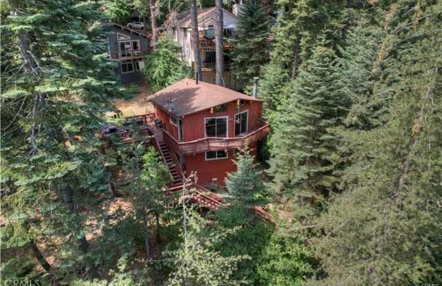 28393 Larchmont photos photos