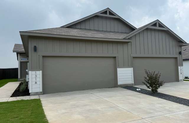 Come and See for Yourself Why Emma Park is the Premiere Luxury Community in Buda. Gallery 3