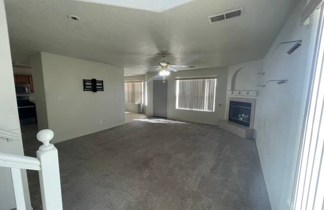3 Bed + Office space Gallery 2