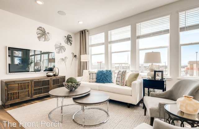 4724 N. Tower Court Gallery 3
