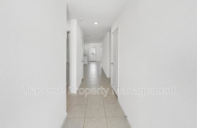 1380 Beach Dr Gallery 4