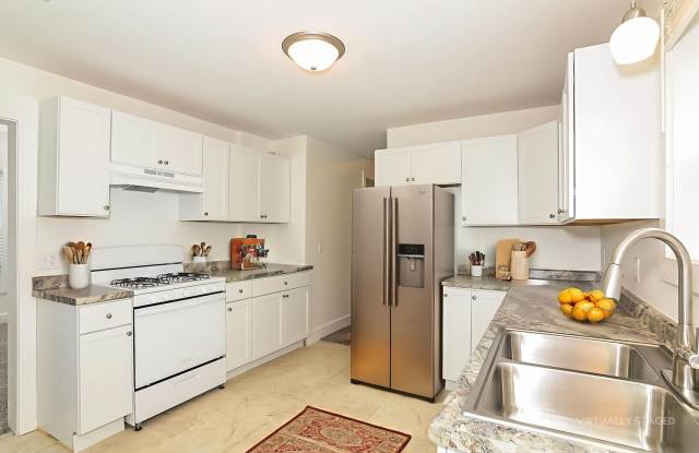 Newly Renovated Single Family Home - GREAT Northeast Mpls Location! photos photos